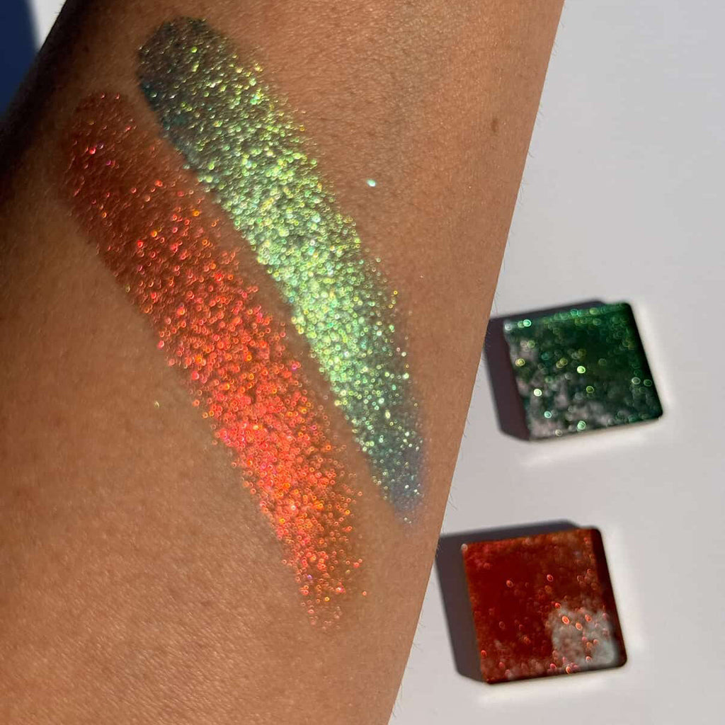FESTIVE ELEGANCE - MULTICHROME SPLIT PAN SINGLES ONLY (Magnetic Pan)